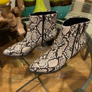 Double Zipper Booties